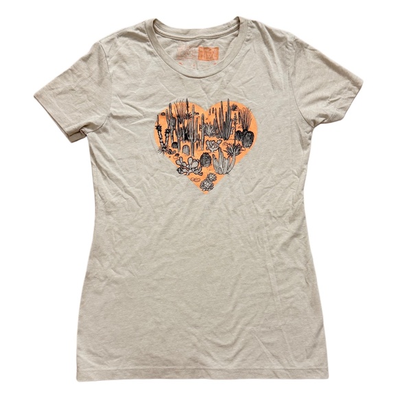 Why I Love Where I Live Graphic Tee | Desert Heart Cactus Shirt – Medium - Picture 1 of 6